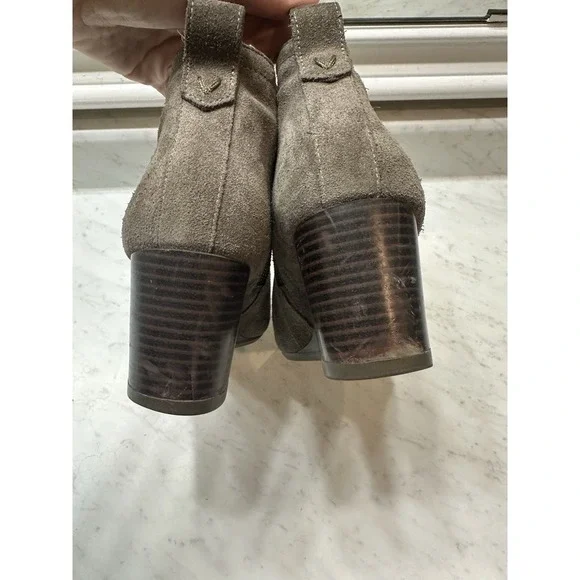 Vionic Paloma Taupe Suede Weather Resistant Wedge Booties Size 7.5 Zip‎ Ankle - Picture 4 of 8